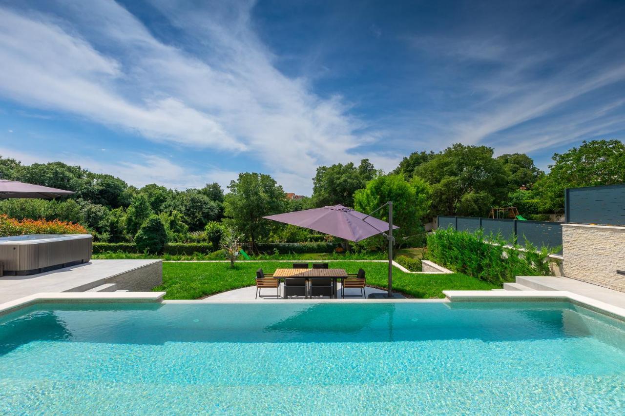 Villa Cascada Muntić 외부 사진